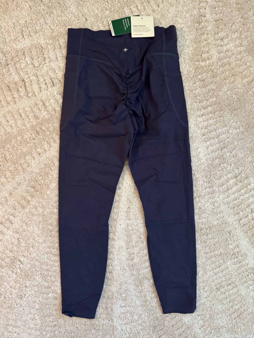 HALARA Navy High-Waist Ruched Leggings